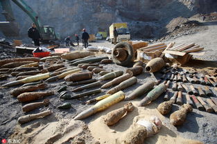 武漢公安山谷中銷毀數百枚炮彈